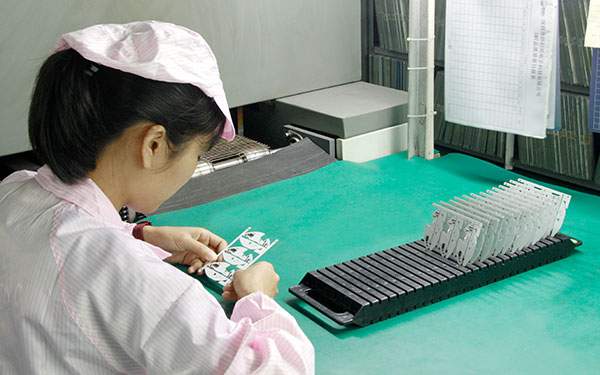 鋰電池保護板的運行功能介紹(圖1) 鋰電池保護板的運行功能介紹